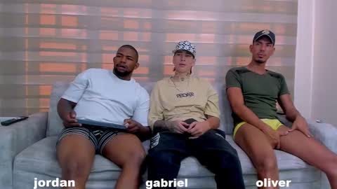 Snapshot of heteros_men chatting on 20, 2, 2025 heteros men online show from 20, 2, 2025