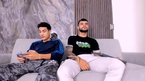 Snapshot of heteros_men chatting on 26, 2, 2025 heteros men online show from 26, 2, 2025