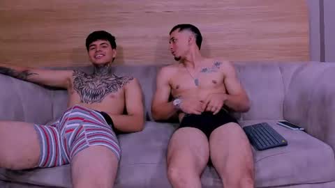 heteros men online show from 22, 7, 2026