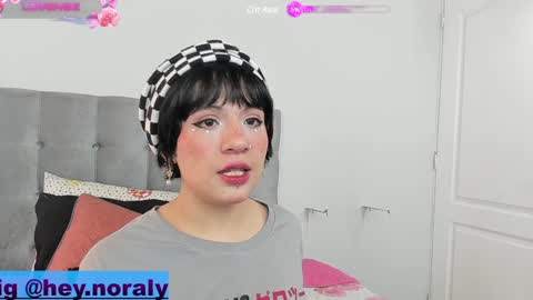 Snapshot of hey_noraly chatting on 22, 1, 2025 Noraly online show from 22, 1, 2025