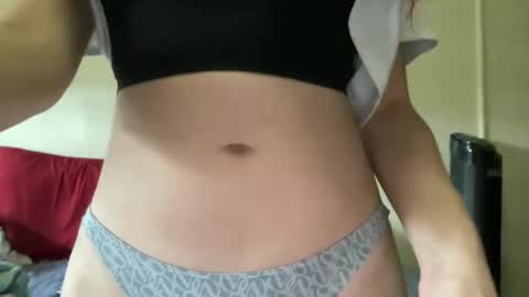 Snapshot of heybluebabe chatting on 5, 2, 2025 Blue online show from 5, 2, 2025