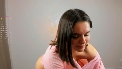 Snapshot of heyim_laura chatting on 26, 4, 2026 Laura online show from 26, 4, 2026