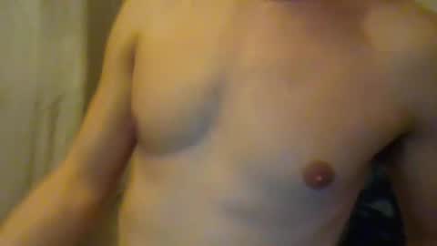 Snapshot of heyoheyo20 chatting on 18, 2, 2025 Glade.G online show from 18, 2, 2025