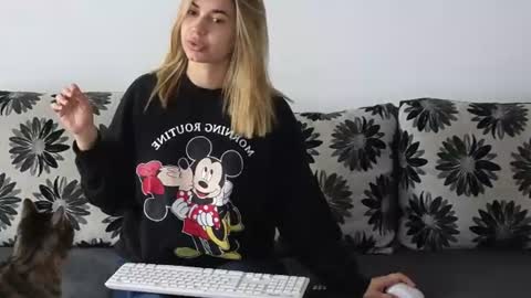 Siana online show from 12, 6, 2026