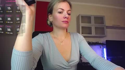 Lina online show from 6, 2, 2026