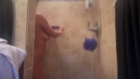 Snapshot of hi_im_olivia chatting on 27, 6, 2026 Hi Im Olivia online show from 27, 6, 2026