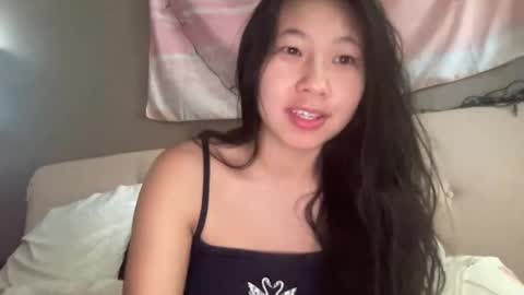 Snapshot of hiddenr0se chatting on 31, 5, 2026 HiddenR0se online show from 31, 5, 2026