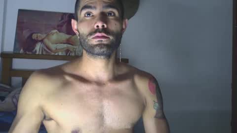 Snapshot of hideonbush051 chatting on 25, 9, 2025 hideonbush online show from 25, 9, 2025