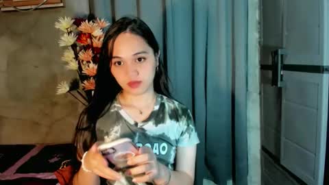 hilarymolly online show from 5, 2, 2026