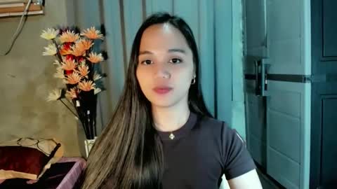 hilarymolly online show from 2, 3, 2026