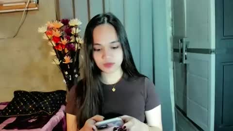 hilarymolly online show from 17, 3, 2026