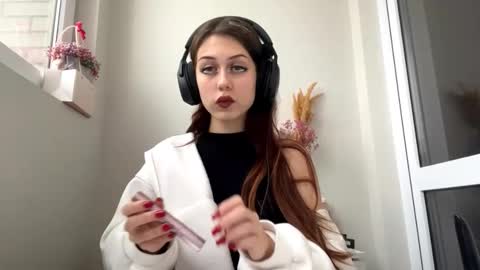 Hi Im Elizabeth online show from 10, 10, 2025