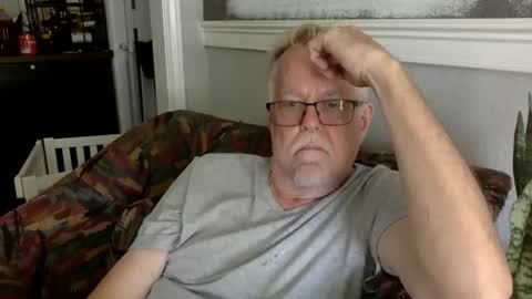 TwoDaddies online show from 2, 3, 2026