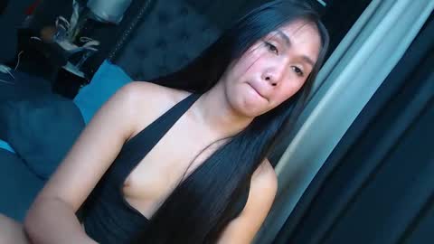 Snapshot of himarika chatting on 8, 1, 2025 yuricah online show from 8, 1, 2025