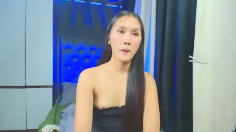 Snapshot of himarika chatting on 9, 10, 2025 yuricah online show from 9, 10, 2025