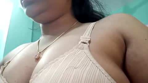 himuhimu22 online show from 26, 12, 2024
