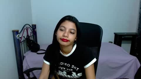 Snapshot of hinata_9 chatting on 19, 9, 2025      0600AM-1100AM - online show from 19, 9, 2025