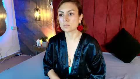 hinata_moonn online show from 20, 6, 2026