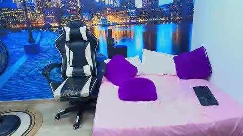 Snapshot of hinataii chatting on 19, 2, 2026 hinataii online show from 19, 2, 2026