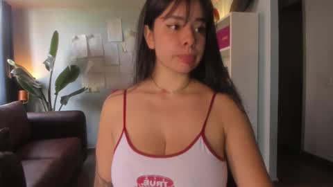 Snapshot of hinnata69 chatting on 25, 9, 2025 Hinnata online show from 25, 9, 2025