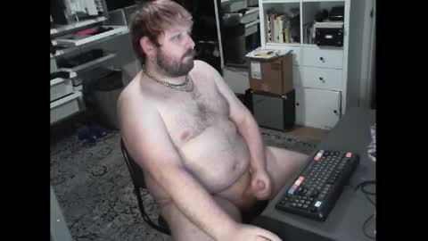 Snapshot of hipguy91 chatting on 14, 12, 2025 hipguy91 online show from 14, 12, 2025