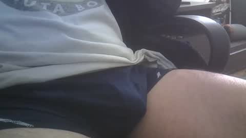 Snapshot of hlavoe33 chatting on 9, 11, 2025 Hlavoe online show from 9, 11, 2025