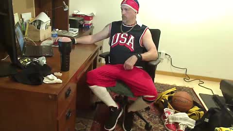 Snapshot of hockeybud chatting on 24, 9, 2025 Rick online show from 24, 9, 2025