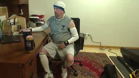 Snapshot of hockeybud chatting on 8, 11, 2025 Rick online show from 8, 11, 2025