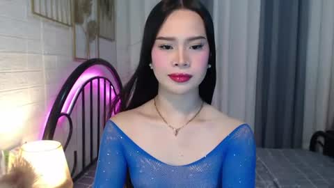 Snapshot of hoelymolly chatting on 10, 7, 2026 hoelymolly online show from 10, 7, 2026