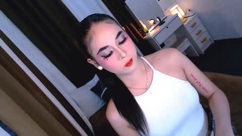 Snapshot of hollyclarita chatting on 12, 9, 2025 YOUR GODDESS CLARITA online show from 12, 9, 2025