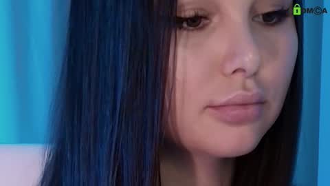 hollyextra online show from 13, 2, 2025