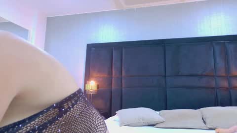 Holly online show from 28, 3, 2026