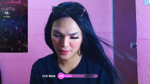 Snapshot of hollywoodbitch chatting on 22, 10, 2025 Isabella Marie online show from 22, 10, 2025