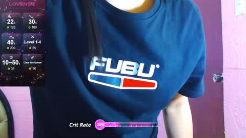 Snapshot of hollywoodbitch chatting on 31, 10, 2025 Isabella Marie online show from 31, 10, 2025