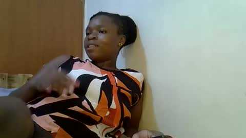 holy_ebony online show from 10, 5, 2026