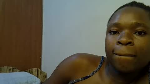 holy_ebony online show from 25, 5, 2026