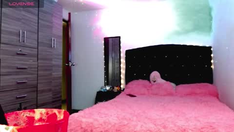 Juli online show from 26, 11, 2025