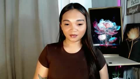 Snapshot of holy_shine chatting on 9, 5, 2026 Bella online show from 9, 5, 2026