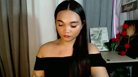 Snapshot of holy_shine chatting on 12, 5, 2026 Bella online show from 12, 5, 2026