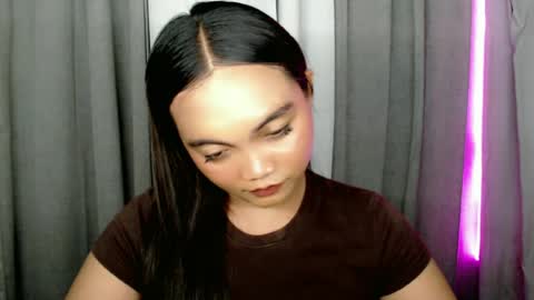 Snapshot of holy_shine chatting on 9, 6, 2026 Bella online show from 9, 6, 2026