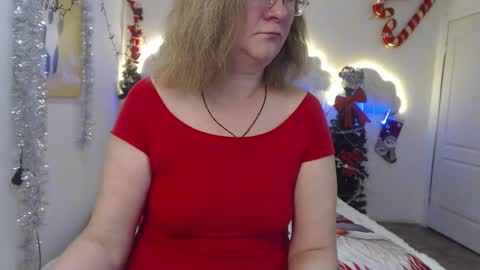 holymilfa online show from 11, 12, 2024