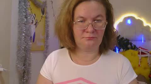 holymilfa online show from 12, 1, 2025