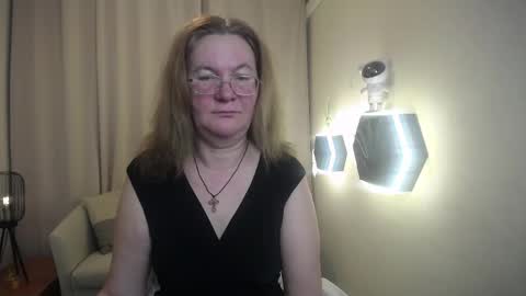 holymilfa online show from 22, 4, 2026