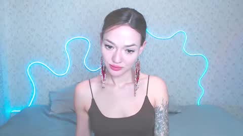 Honey Bunny69 online show from 10, 3, 2025