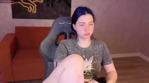 Snapshot of honey_cherrry chatting on 14, 6, 2026 Honey online show from 14, 6, 2026