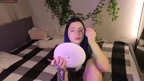Snapshot of honey_cherrry chatting on 17, 6, 2026 Honey online show from 17, 6, 2026
