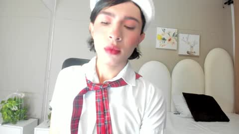 honey_hex_ online show from 13, 5, 2026