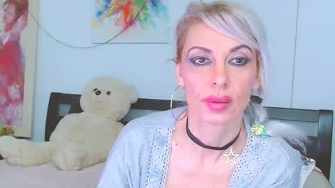 honey_lara online show from 7, 2, 2026