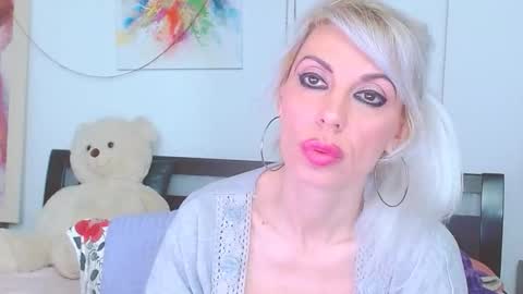 honey_lara online show from 29, 3, 2026