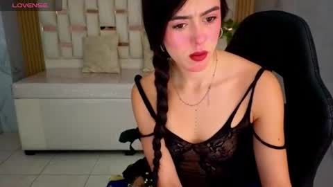 HONEY  online show from 21, 7, 2026